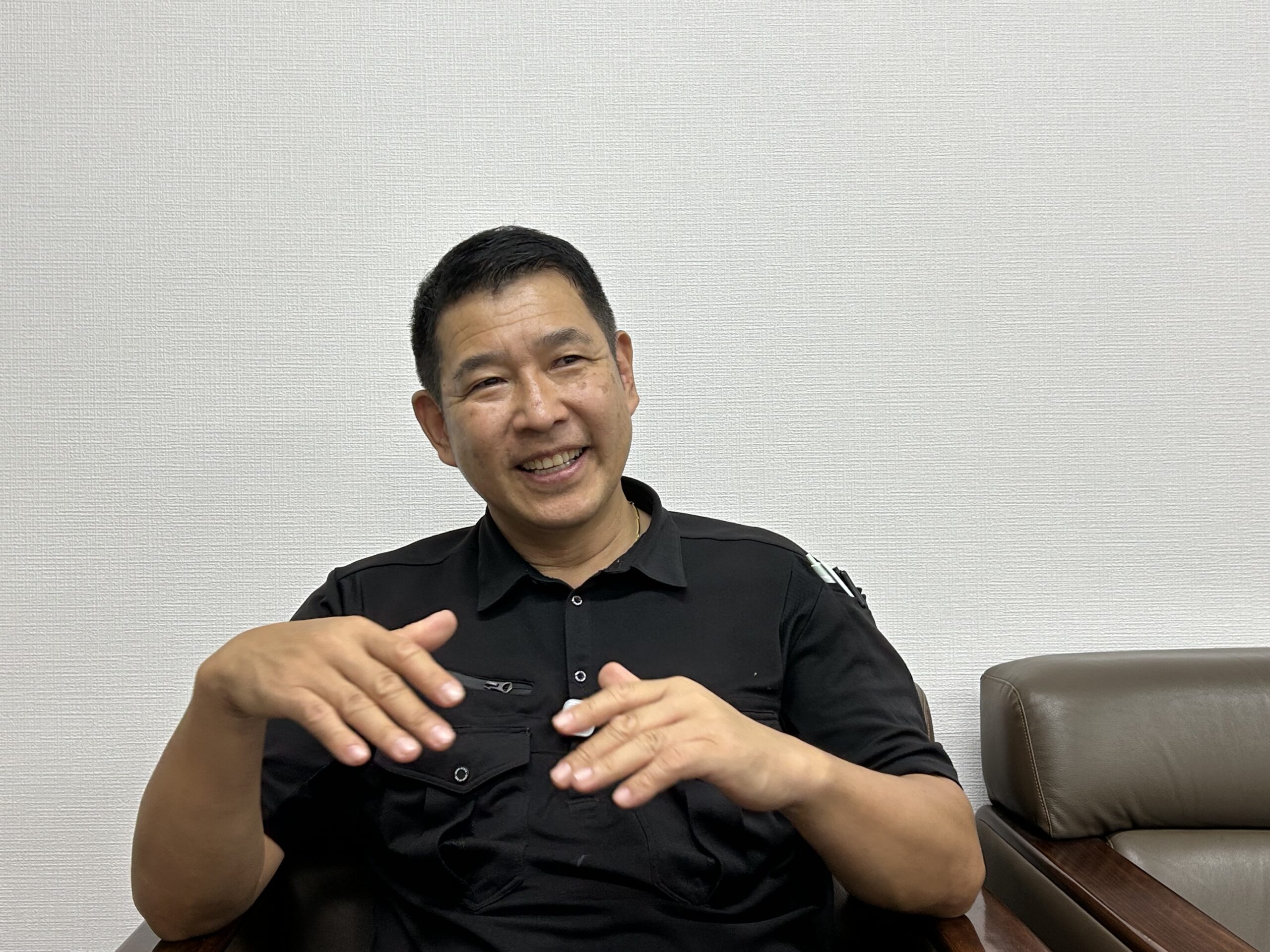 株式会社YUTAKAの江口代表とのインタビュー風景